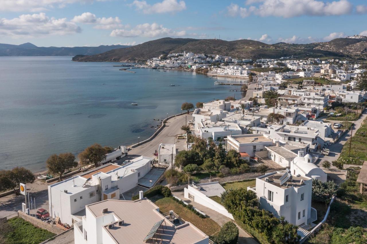 Villa White Adamantas (Milos)