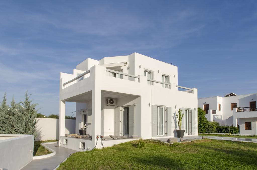 Villa White