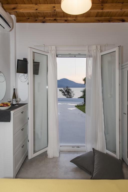 Villa White